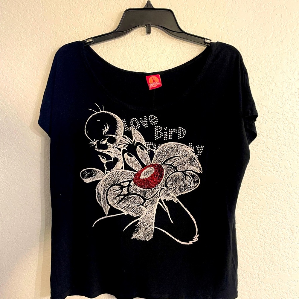 Looney Tunes vintage Sylvester t-shirt. Fits small to medium